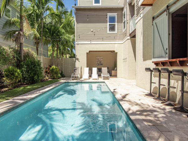 Anna Maria 4 Bedroom Pool Home Home Short Walk to Beach